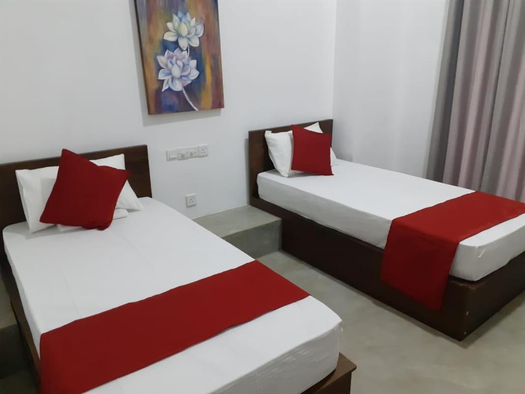 Everdew Kandy Rooms Eksteriør billede
